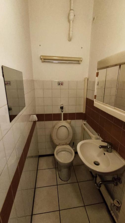 Kleine Unterkunft In Stuttgart-Muenchfeld Apartment Luaran gambar